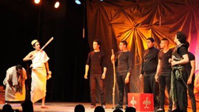 عروض واحتفالات فنية بـ 