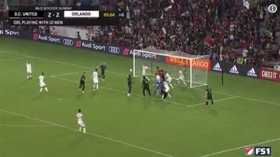 روني ينقذ هدفا ويصنع آخر بالثواني الأخيرة بالدوري الأمريكي (فيديو)