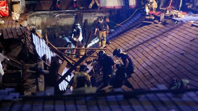 لحظة انهيار رصيف ميناء خلال مهرجان موسيقي إسباني (فيديو وصور)