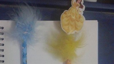 «الريشة» أحدث تشكيلات الأقلام الرصاص بالأسواق