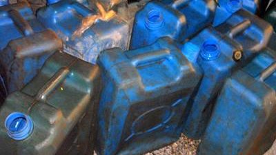 إحباط تهريب 8 جراكن بنزين مدعم.. بالقليوبية