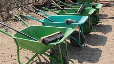 منظومة النظافة في القاهرة تسجل فشلا جديدا.. العاصمة تتحرر بعد 15 عاما من عقود الشركات الأجنبية والتطوير «محلك سر».. المواطن يدفع ضريبة التعاقدات مجددا.. وبداية التمرد تظهر بين «النباشين