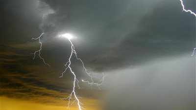 «إعادة التأمين» تناقش خطتها خلال