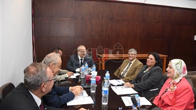 بالصور.. الخشت يتفقد استعدادات جامعة القاهرة لبدء العام الدراسي