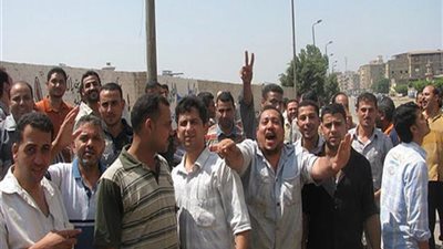 اليوم.. وقفة احتجاجية أمام «موبكو» بسبب تقليص مرتبات أفراد الأمن بدمياط