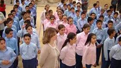 طالب ابتدائى يرفض أداء تحية العلم