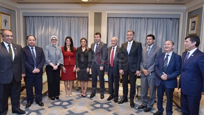 وزيرة السياحة تناقش خطط الحركة الوافدة من الأسواق الناشئة (صور)