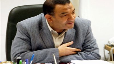 إيقاف مدرس أجبر التلاميذ على أكل 