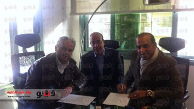 محمد شبانة يتعاقد مع 