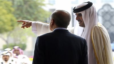 تميم يطعن أردوغان في الظهر.. وصحيفة تركية تعاير الدوحة بالمقاطعة