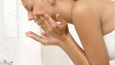 قناع الزبادى يخلصك من آثار الشمس بعد أول يوم جامعة