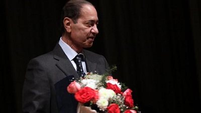 الأوبرا تتبرع بالدم وتخصص إيرادات حفل تأبين 