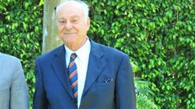 النقراشي: عرضت مشروعًا للطاقة الشمسية على الرئيس