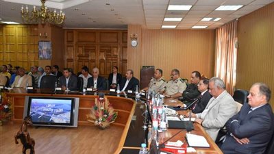 تفاصيل اجتماع المجلس التنفيذي للشرقية (صور)