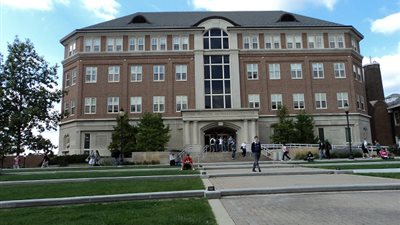 أمريكا تكرم الباحث الفرنسى