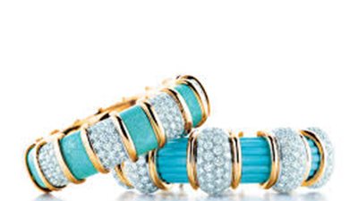 قطر تبيع حصتها في «تيفاني» للمجوهرات بسبب أزمتها المالية