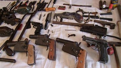 مصادرة 62 قطعة سلاح وتحرير 50 ألف مخالفة مرورية في حملات بالمحافظات