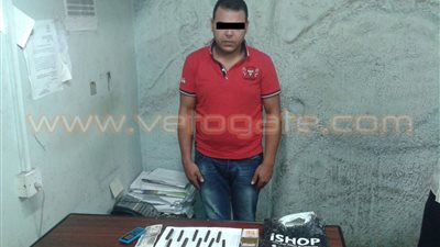 ضبط عاطل بحوزته كمية من مخدر الحشيش بمحطة أرض المعارض