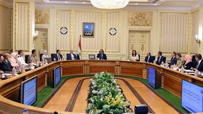 الحكومة تستعد للتأمين الصحي بتجهيز ٧٠٩ وحدات صحية في ٣ محافظات