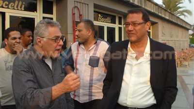 بالصور.. المخرج ناصر عبد المنعم والفنان توفيق عبد الحميد يتفقدان «الهناجر»