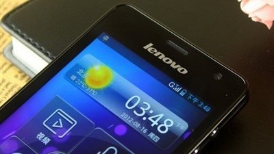 «لينوفو» تعرض أحدث ثلاثة هواتف ذكية خلال أيام