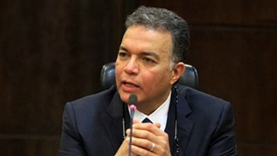 وزير النقل يستقبل الحجاج بميناء نويبع البحري