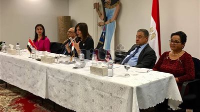 وزيرة الهجرة تختتم زيارتها لأستراليا بلقاء الجالية المصرية في سيدني