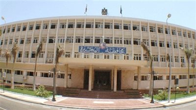 أولياء أمور مدرسة بحوش عيسى يحتجون على عدم جاهزيتها للعام الدراسي