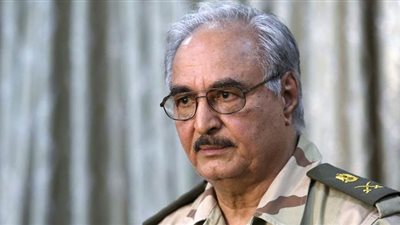 الجيش الليبي يتقدم في بنغازي والحوار مؤجل