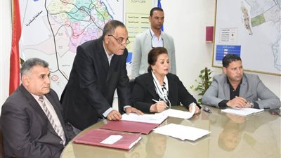 محافظ البحيرة تشكل لجنة لمتابعة تنفيذ إستراتيجية قومية السكان