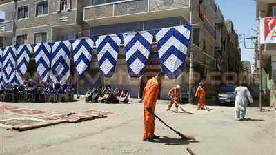 بالفيديو والصور.. اللمسات النهائية لمؤتمر «في حب مصر» بقنا