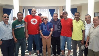 محافظ بورسعيد يتابع استعدادات قرية المرجان لبطولة الشركات