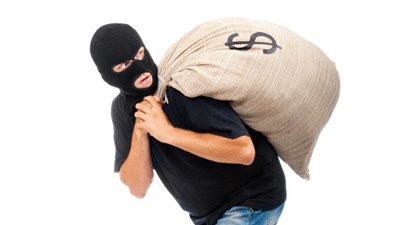 وفاة لص بريطاني شهير سرق 2.6 مليون إسترليني في الستينيات