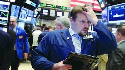 انخفاض الأسهم الأمريكية بسبب أزمة تركيا وتصاعد التوترات التجارية