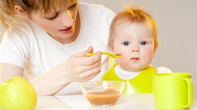 للأم.. 5 نصائح تساعدك على تجاوز مرحلة الفطام بأمان