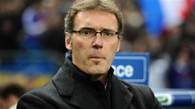 لوران بلان: توقعت أخطاء دفاع برشلونة