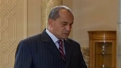 وزير الزراعة يصدر قرارات تعيين قيادات بالطب البيطرى