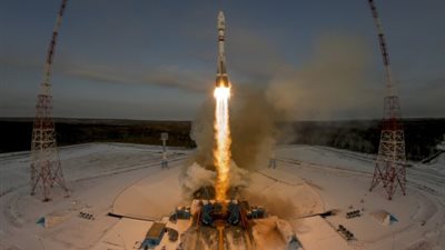 دبلوماسي يثير مخاوف أمريكا بشأن القمر الصناعي الروسي