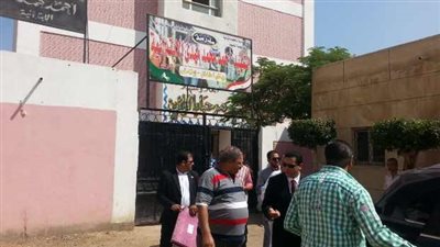 خصم 3 أيام من رواتب 14 معلما تغيبوا عن العمل بالشرقية