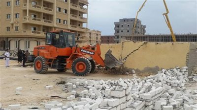 تنفيذ 147 قرار إزالة على أراضى الدولة بكفر الشيخ