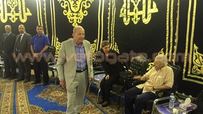 بدء عزاء الكاتب علي سالم بمسجد عمر مكرم