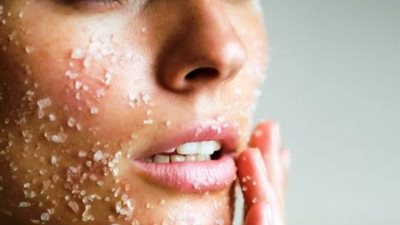 قناع «الملح» للتخلص من إرهاق القدمين ومشكلة الشعر الزائد