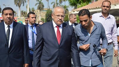 «الخشت»: تحية العلم بالجامعات لغرس الولاء للوطن