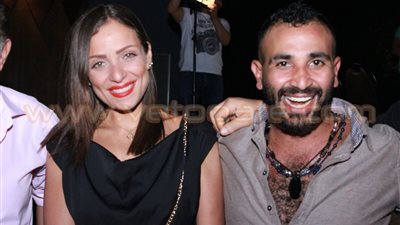 بالصور.. ريم البارودي وأحمد سعد في «عقلك في راسك» بمسرح السلام