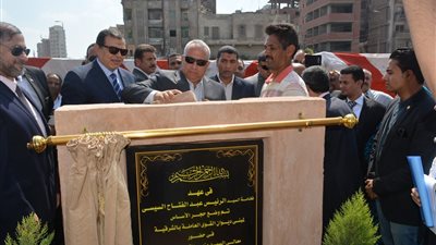 بالصور.. «سعفان» يضع حجر أساس المبنى الجديد للقوى العاملة بالشرقية