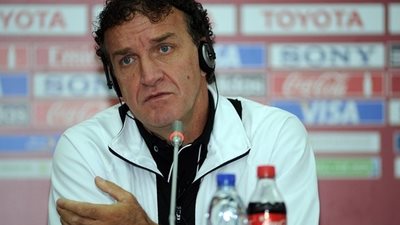 مدرب مينيرو: الرجاء سيكون نِدًا قويًا للبايرن