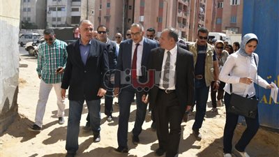 محافظ الإسكندرية يتفقد منطقتي عزبة حجازي وسكينة