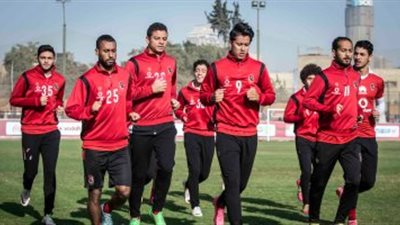 الجالية المصرية بتونس تحضر مران الأهلي استعدادا للترجي