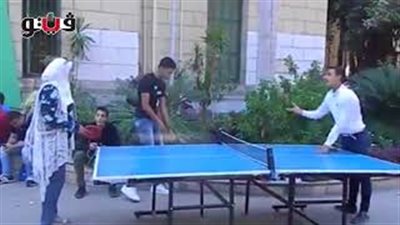 بالفيديو.. «علوم القاهرة» تستقبل طلابها على أنغام «ديسباسيتو»