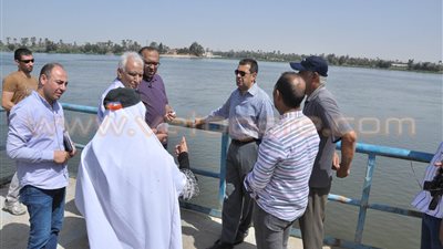 بالفيديو والصور.. محافظ أسيوط ينفي انقطاع المياه في أبوتيج